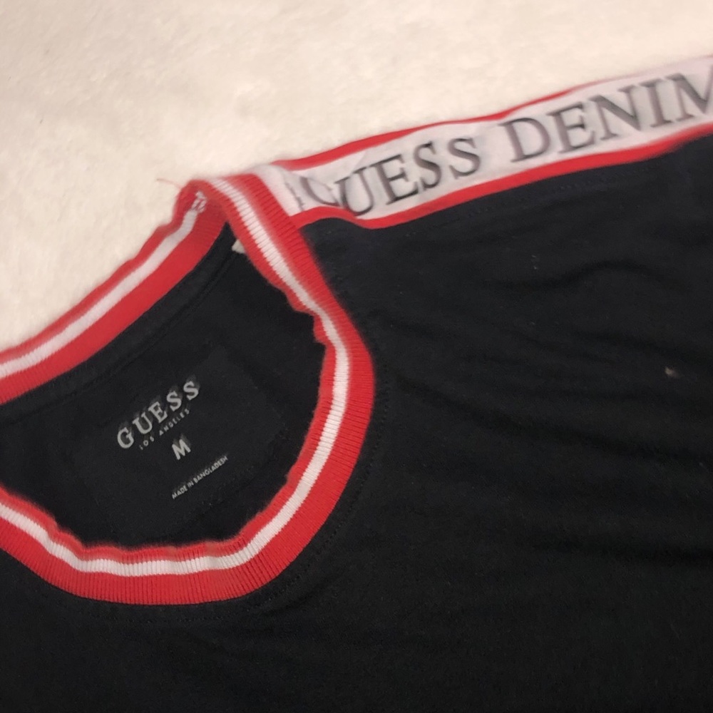tshirt - Picture 2 of 2